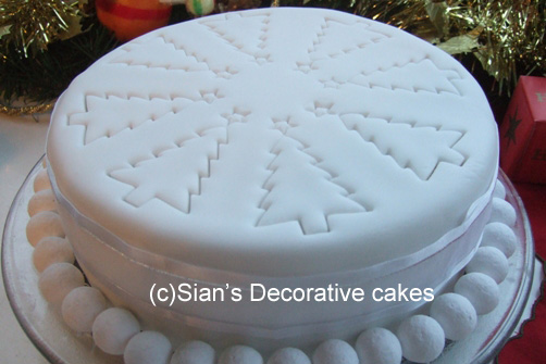 Christmas cake with trees